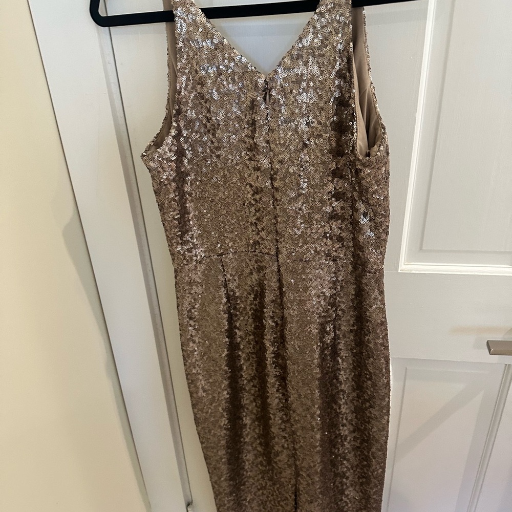 Dress the Population gold Sequin Midi Dress - Picture 2 of 4